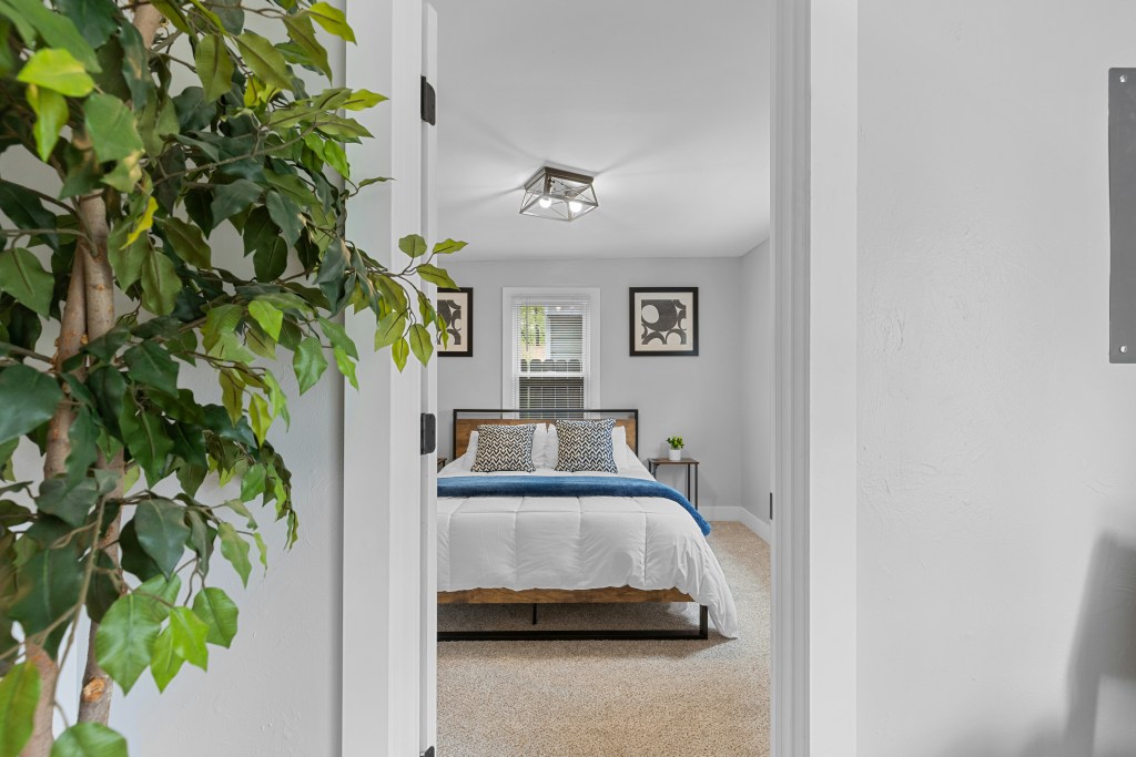 Short-Term Rental & Airbnb Management in Athens: An Investor’s Guide to ROI